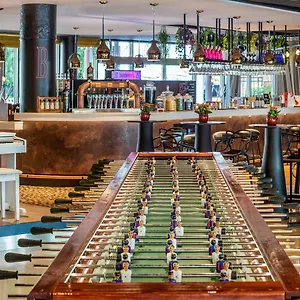 Hotell Novotel Barcelona Cornella
