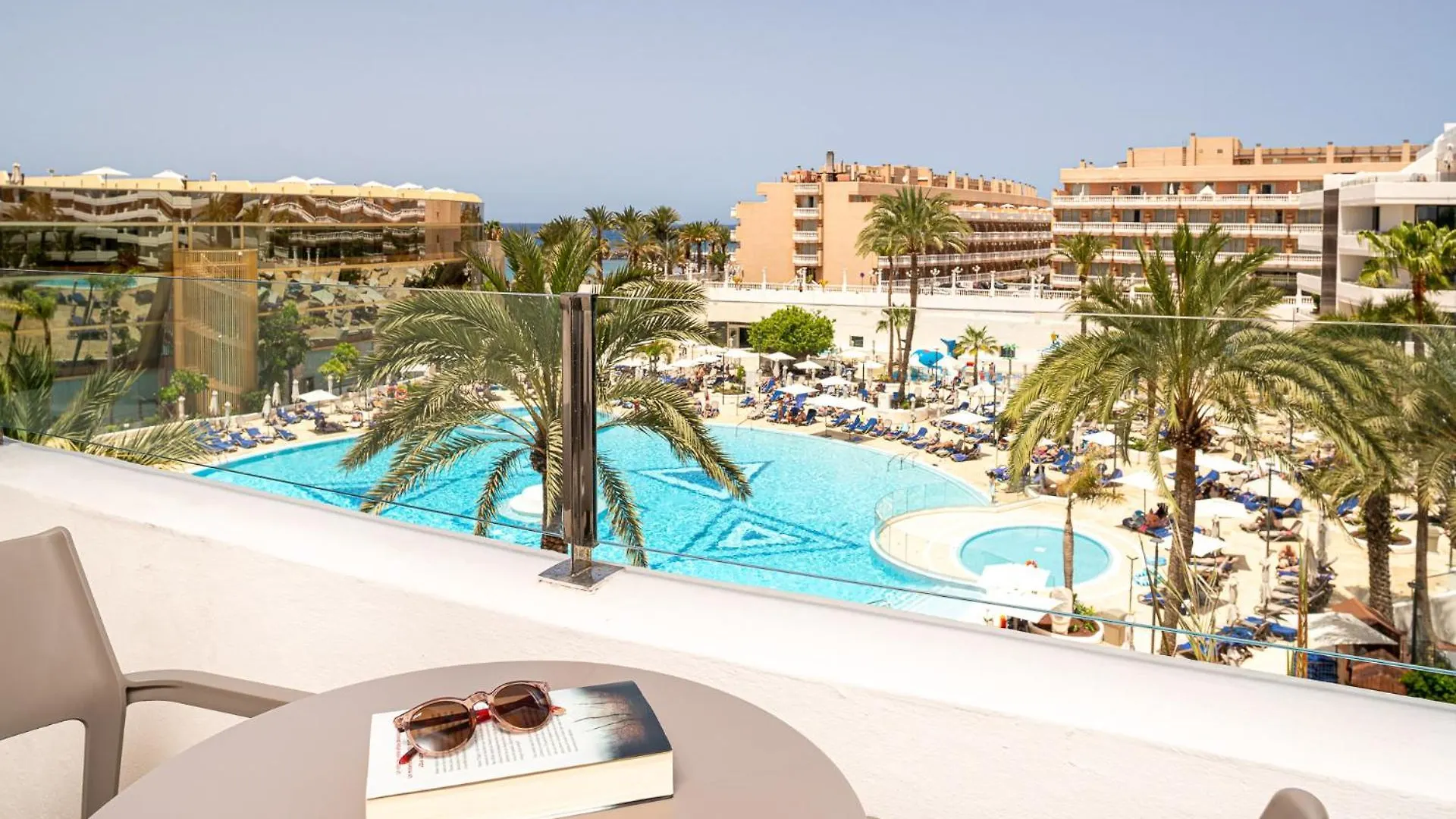 ***** Hotel Mediterranean Palace Playa de las Americas  Španělsko